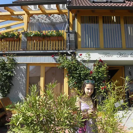 Aparthotel Haus Livia 3*